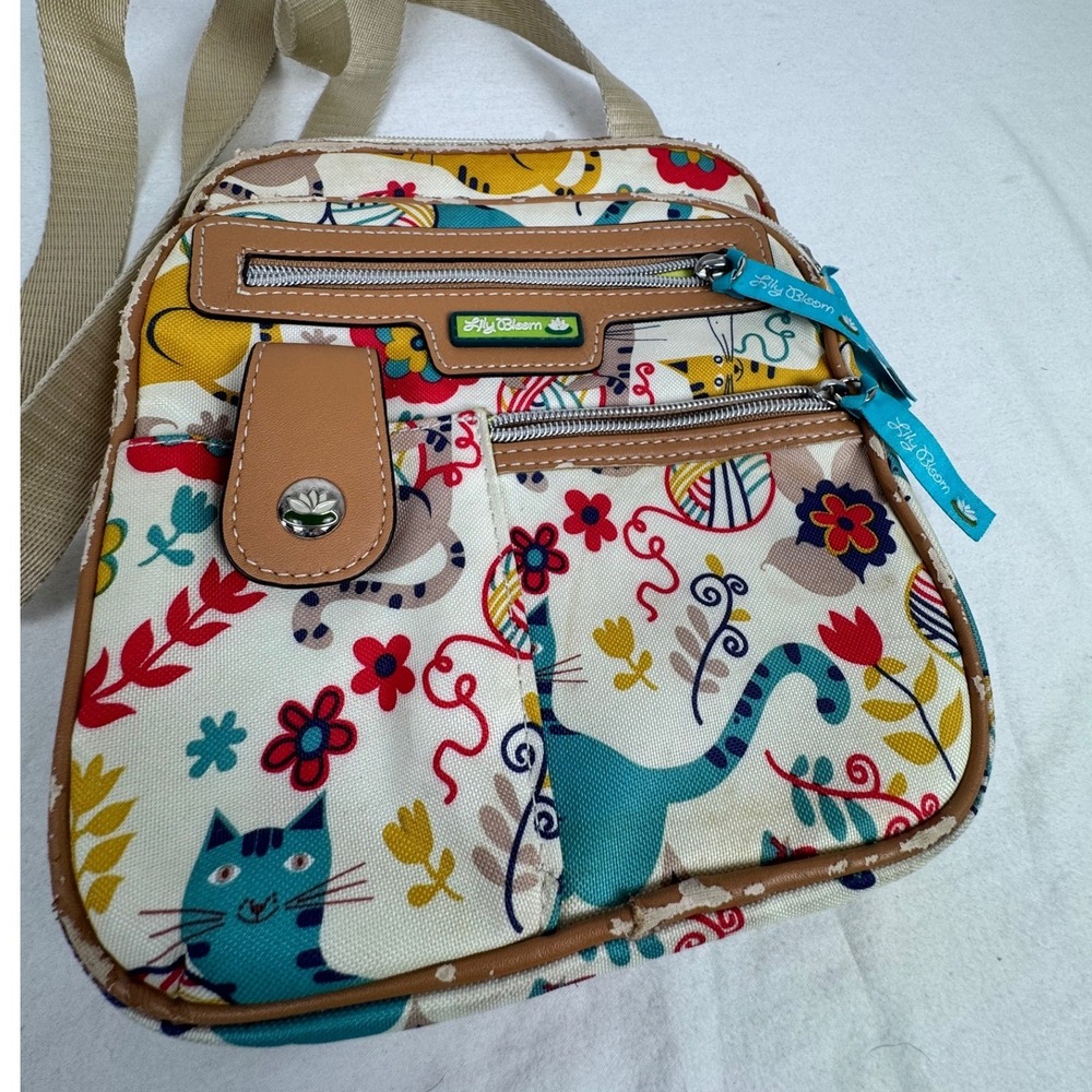 Lily Bloom Cat Nap Crossbody Bag Multi Color Whimsical Kitty Yarn Print Canvas - Picture 2 of 6